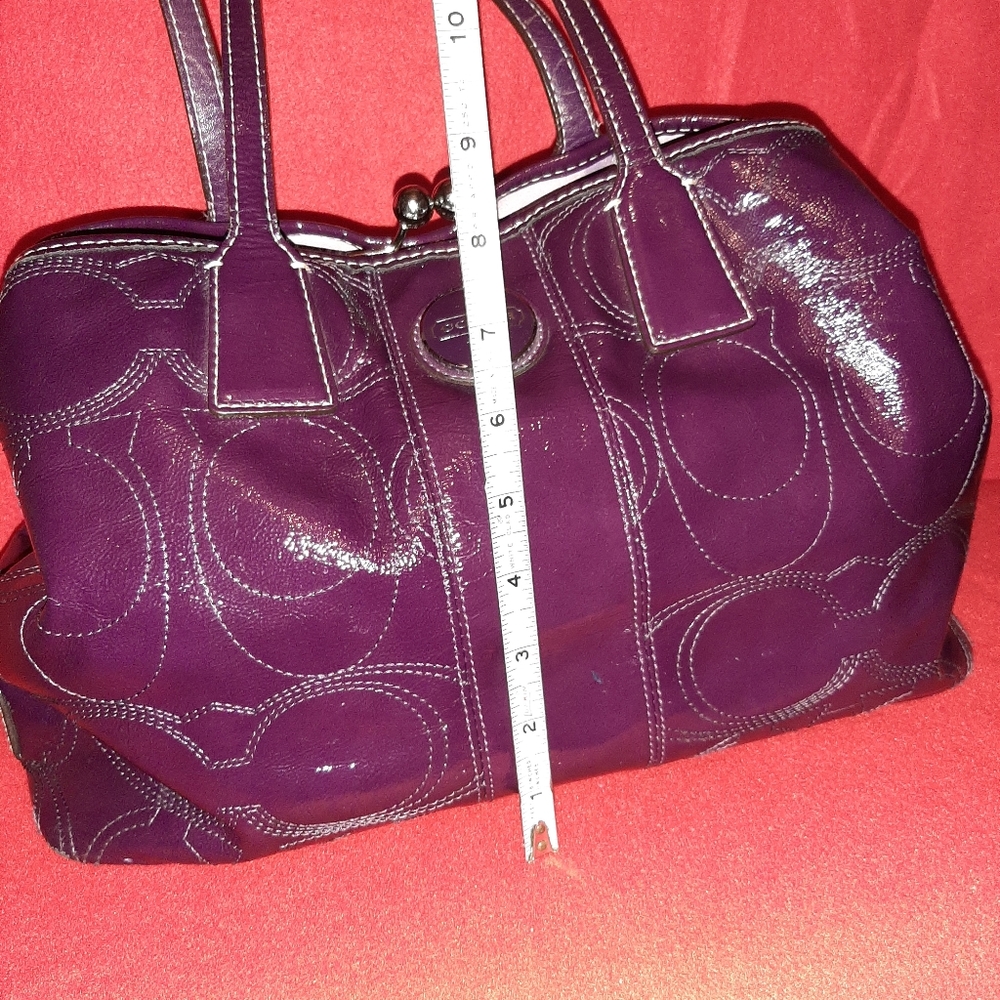 Authentic Coach - image 7